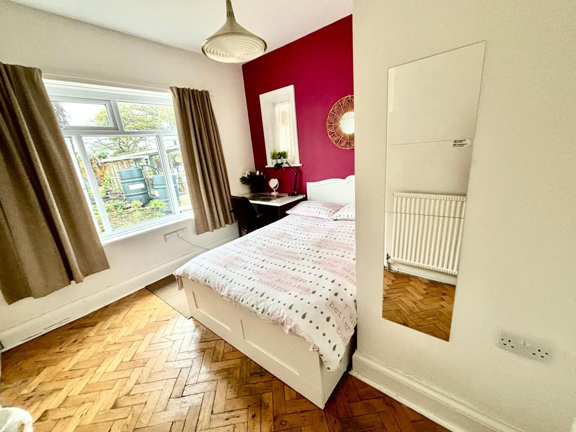 Winton House Home Stay Bournemouth Eksteriør bilde