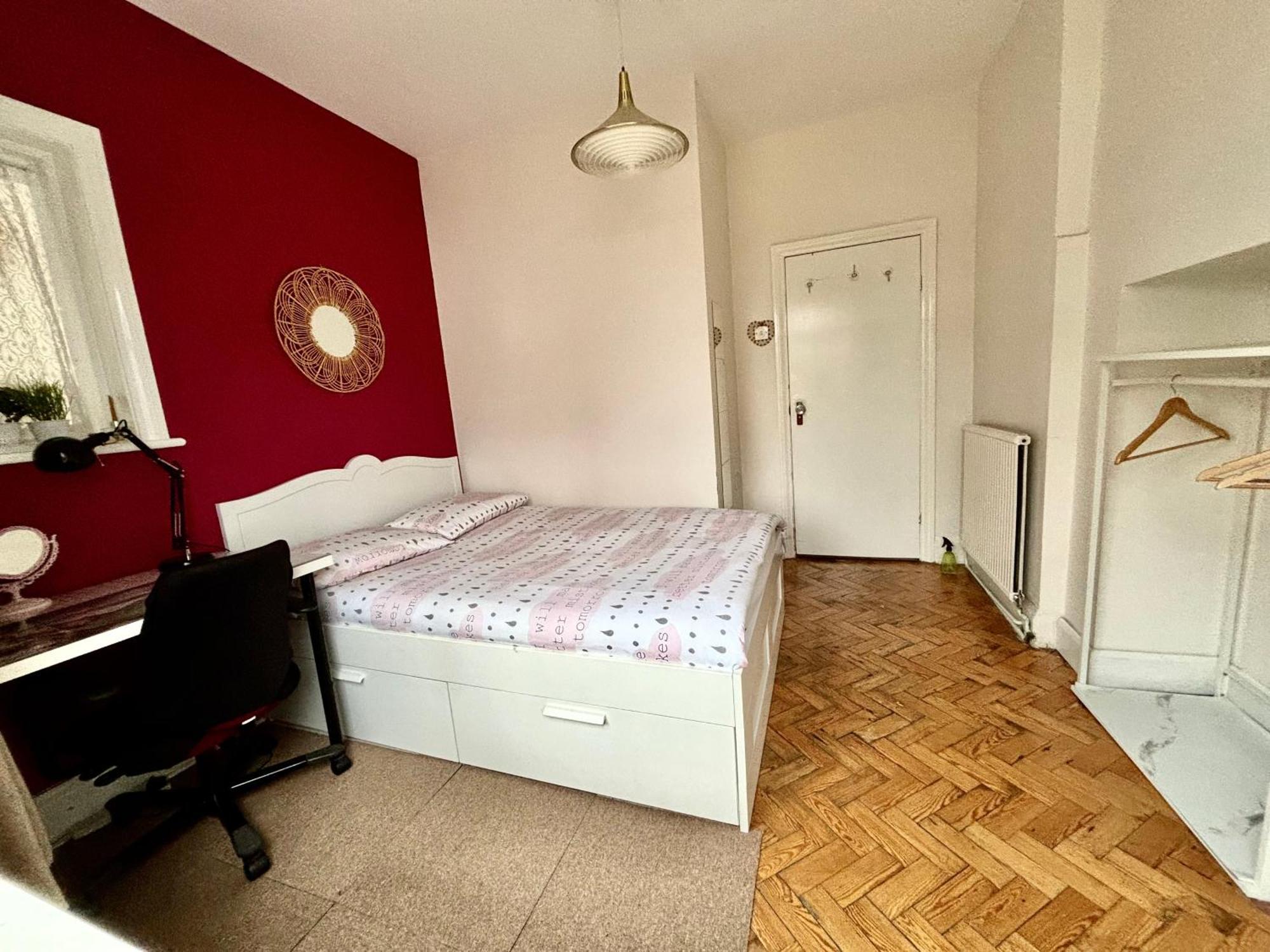 Winton House Home Stay Bournemouth Eksteriør bilde